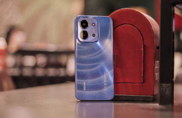 Обзор Xiaomi Redmi 15C: стильного бюджетного смартфона с дисплеем 120 Гц Обзор Xiaomi Redmi 15C: стильного бюджетного смартфона с дисплеем 120 Гц