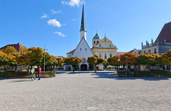 Обзор Xiaomi 17: компактного флагмана с самым мощным процессором