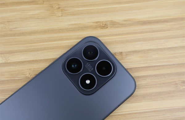 Обзор Xiaomi 17: компактного флагмана с самым мощным процессором