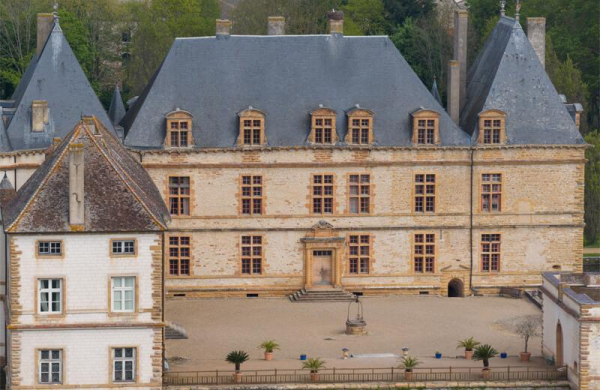 Обзор DJI Mavic 4 Pro: нового эталона среди квадрокоптеров со съёмкой 6K-видео Обзор DJI Mavic 4 Pro: нового эталона среди квадрокоптеров со съёмкой 6K-видео