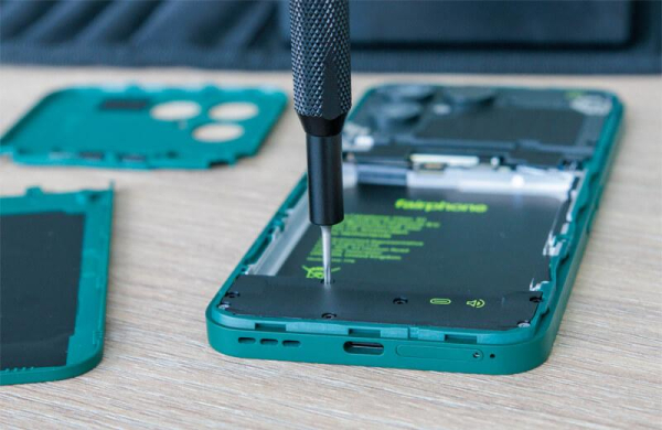 Обзор Fairphone 6: модульного смартфона, который можно ремонтировать самому Обзор Fairphone 6: модульного смартфона, который можно ремонтировать самому