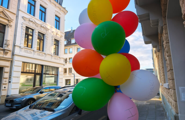 Обзор Xiaomi 15T: мощного почти флагманского смартфона с камерами Leica