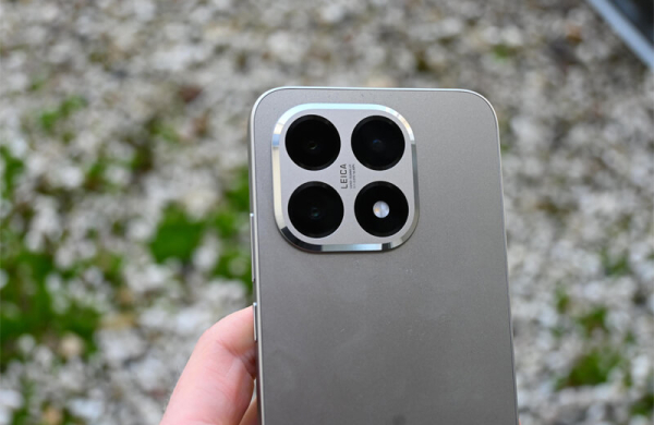 Обзор Xiaomi 15T: мощного почти флагманского смартфона с камерами Leica