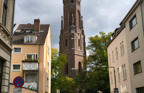 Обзор Xiaomi 15T: мощного почти флагманского смартфона с камерами Leica