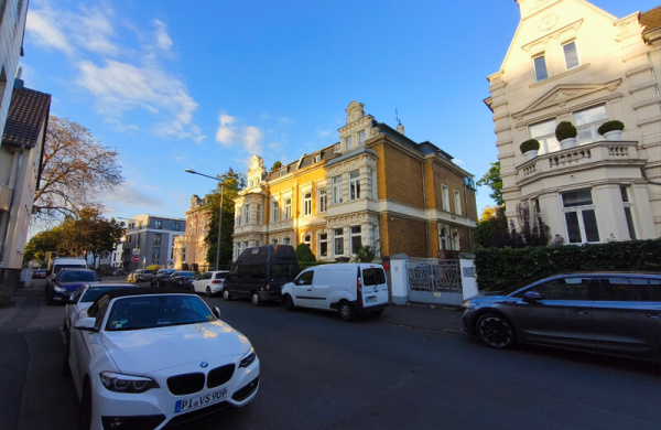 Обзор Xiaomi 15T: мощного почти флагманского смартфона с камерами Leica